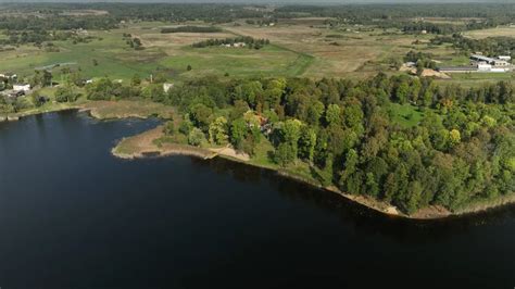 Infografika: Cementas, smėlis, užpildas, vanduo - santykiai ir jų vaidmuo kamino mūryboje