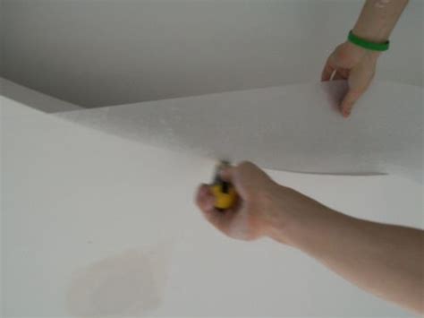 Stiklo audinio tapetų klijavimas