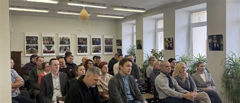 Žemėlapis su ieškomais stogo paslaugų teikėjais ir paslaugų regionais