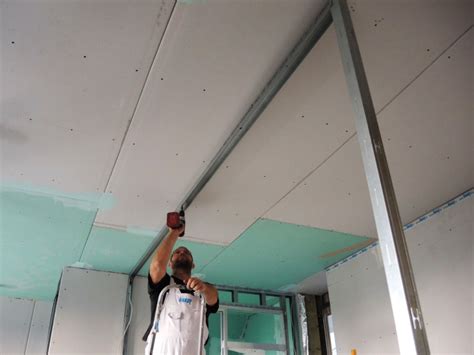 Gipskartonio plokštės tvirtinimas prie profilių