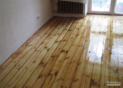 Medinių grindų problemų ir sprendimų lentelė