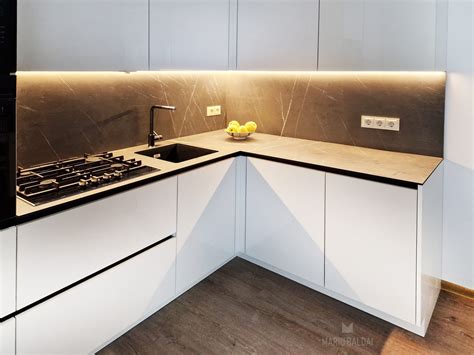 Virtuvės stalviršis iš agato