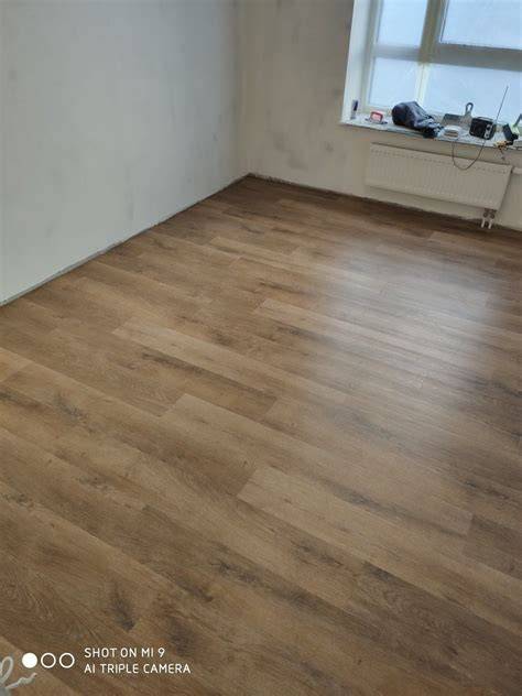 Vinilo dangos paviršiaus tekstūros pavyzdžiai