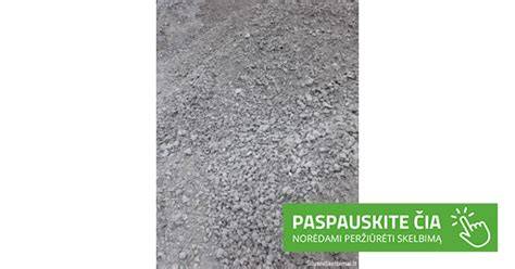 Tiektuvas pilantis skalda į savivartį