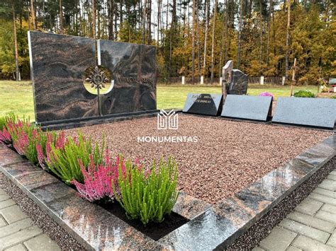 Kapavietė su išlyginta ir dekoratyvia skalda