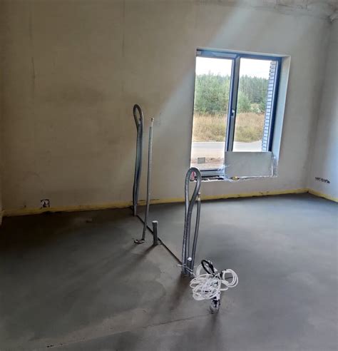 Grindų sandarinimo darbų procesas - sandariklių pasirinkimas