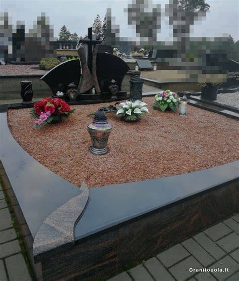 Kapavietės su skaldomis pavyzdžiai