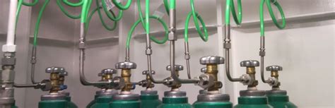 Nuotrauka su skirtingais dujų žarnų modeliais ir jų dydžiais