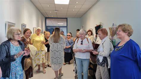 Procesų kryžminė nuotraukų galerija: paruošimas, tinka, apdaila