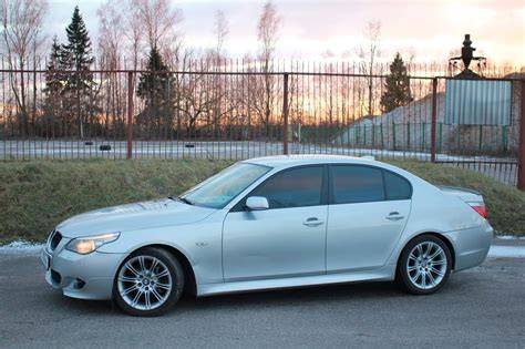 Naudotų BMW E60 salono detalių paieška autolaužyne