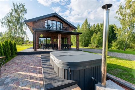Tvenkinio vilos kubilas vaizdas