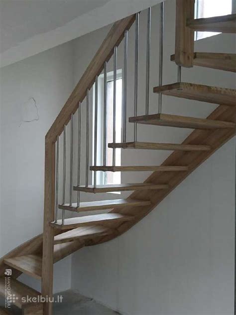 Medinių laiptų montavimas ant betono konstrukcijos