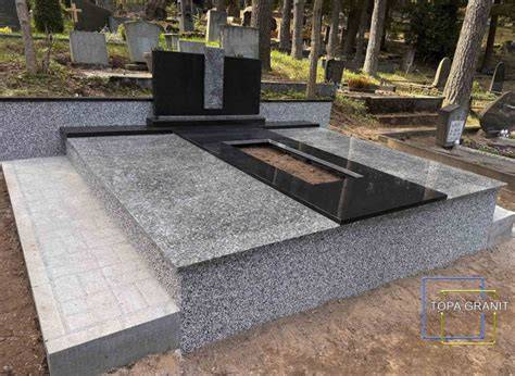 Paminklų įrengimas ir granito plokščių montavimas