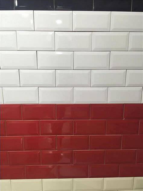Niujorko metro senoviniai keraminės plytelės