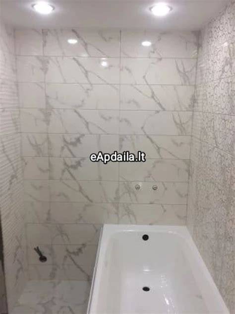 Profesionalus plytelių glaistymas vonioje