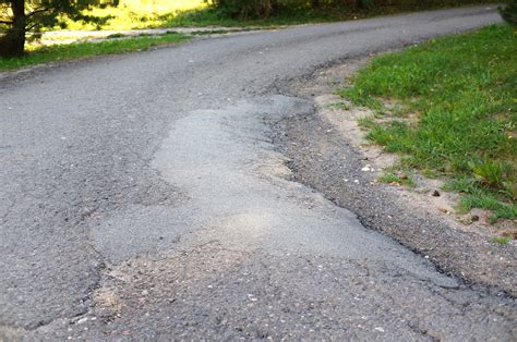 nuotrauka su šaltu asfaltu maiše