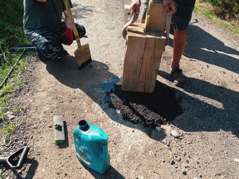 schema kaip taisyti duobę su šaltu asfaltu