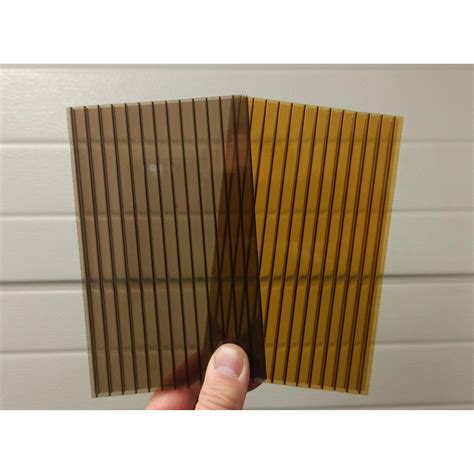 Polikarbonato lakštų storio palyginimas