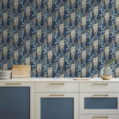 Tamsiai mėlyno laminato pavyzdys