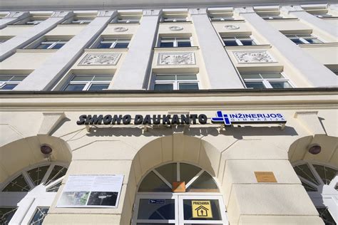 Simono Daukanto gimnazijos pastatas