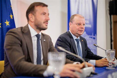 Infografika: Artūro Skardžiaus politinės karjeros grandinė