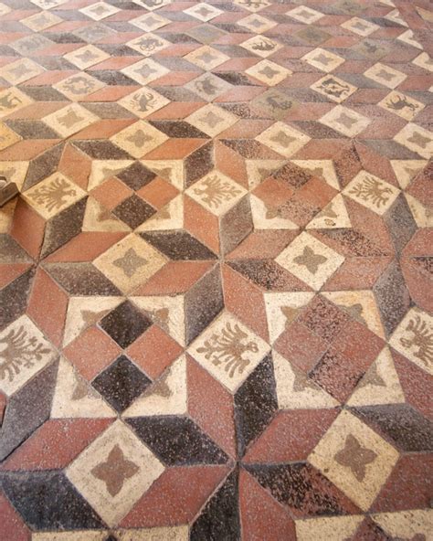 Įvairios cementinių plytelių formos ir dizainai