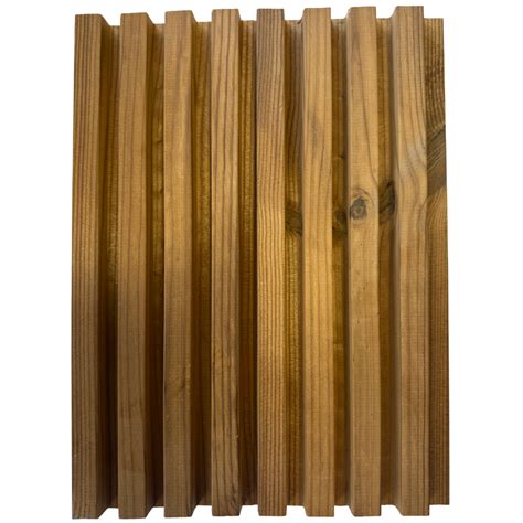 medinės dailylentės su juodais taškeliais