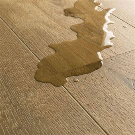 Quick Step HydroSeal paviršiaus paveldas atsparus vandeniui