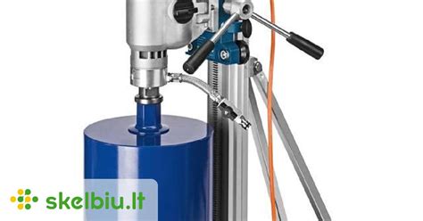 Rankinio skyliu perforatoriaus naudojimo procesas