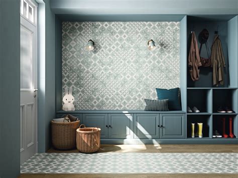Decorative plytelių pavyzdžiai vidaus apdailai