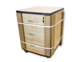 Baldų ruošinių pakavimas ir paruošimas transportavimui