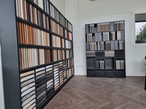 Pavyzdžiai skirtingų baldinių plokščių dekoro