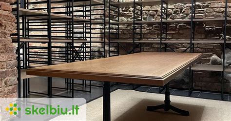 Medinio stalviršio tekstūra