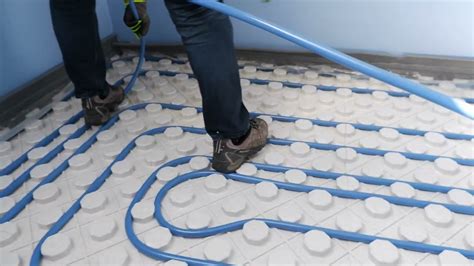 THERMOFLOOR šildomų grindų plokščių montavimas