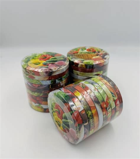 Įvairūs plytelių lipdukų dizainai