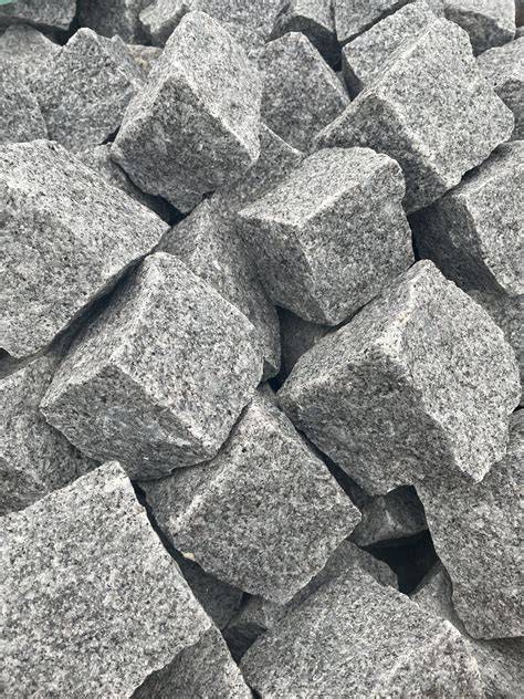Granito bordiūrai ir 10x10x10 cm trinkelės - minimalus užsakymo kiekis