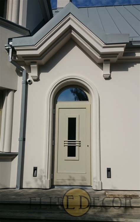 Architektūriniai fasado dekoravimo elementai