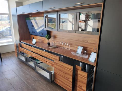 Baldų furnitūros sistemos