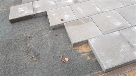 Skirtingų tipų šaligatvio plytelių nuotrauka