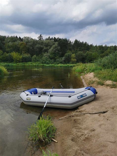 Įvairių tipų pripučiamų valčių asortimentas