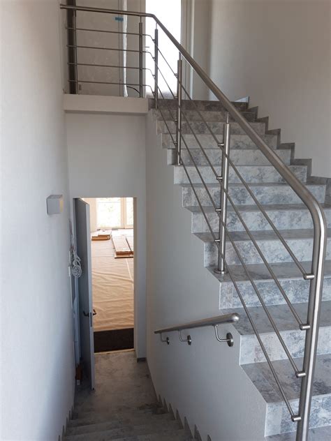 Nerūdijančio plieno turėklų privalumai