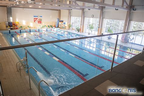 Baseino patalpa ir 25 m plaukimo takelių vaizdas