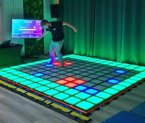 Interaktyvių grindų aikštelė 5x5 m iliustracija