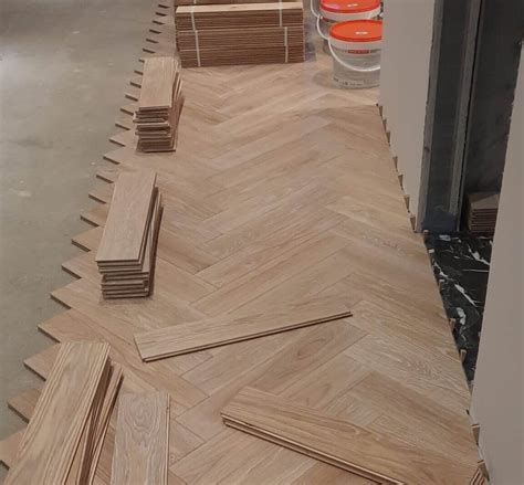 Lakuoto parketo grindys