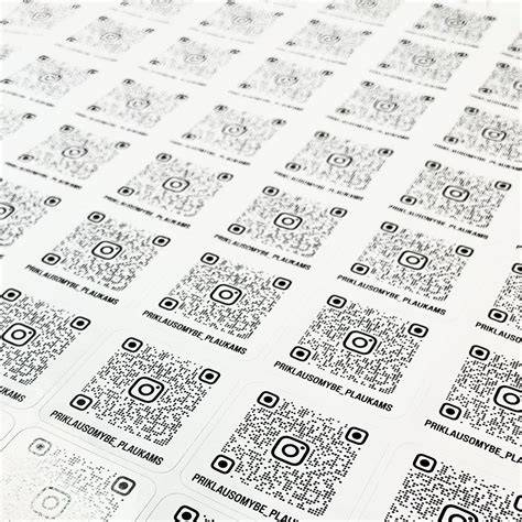 PVC plėvelės spausdinimo pavyzdys - spalvų intensyvumas ir konteinerių etiketės