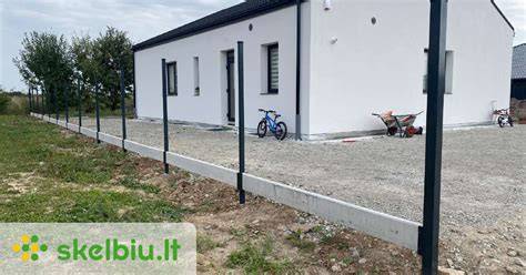 Image: tvoros stulpų įvairovė esant skirtingoms formoms ir dydžiams
