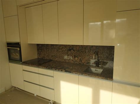 Virtuvės stalviršis iš granito