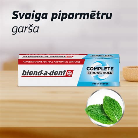 Infografika: kaip teisingai užtepti fiksavimo kremą Blend-a-dent