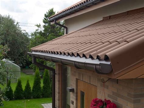 Įvairių profiliuotų lakštų pavyzdžiai (stogas, siena, stoginė)