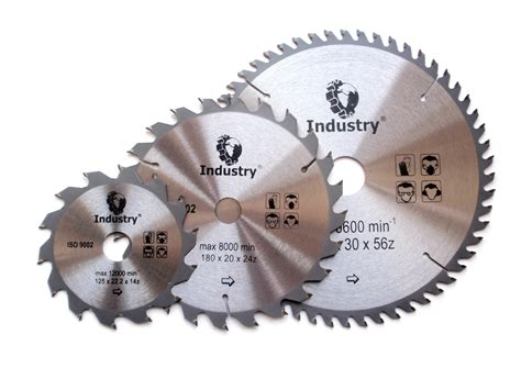 Infografika: 350 mm diskas ir pjovimo gylis 13 cm